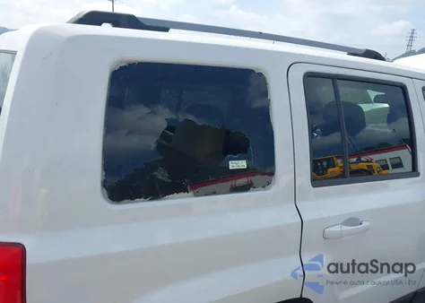 2014 Jeep Patriot Limited z USA, uszkodzony, nr VIN 1C4NJRCB7ED572218